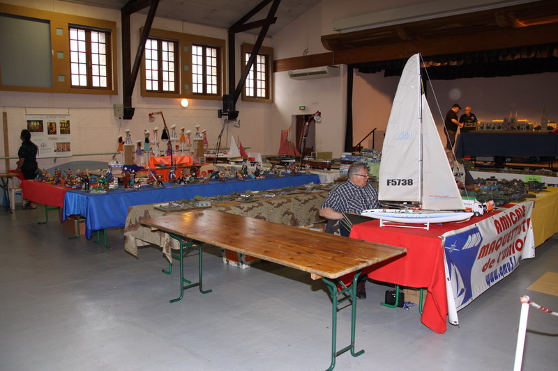 Installation du stand de Jean Pierre